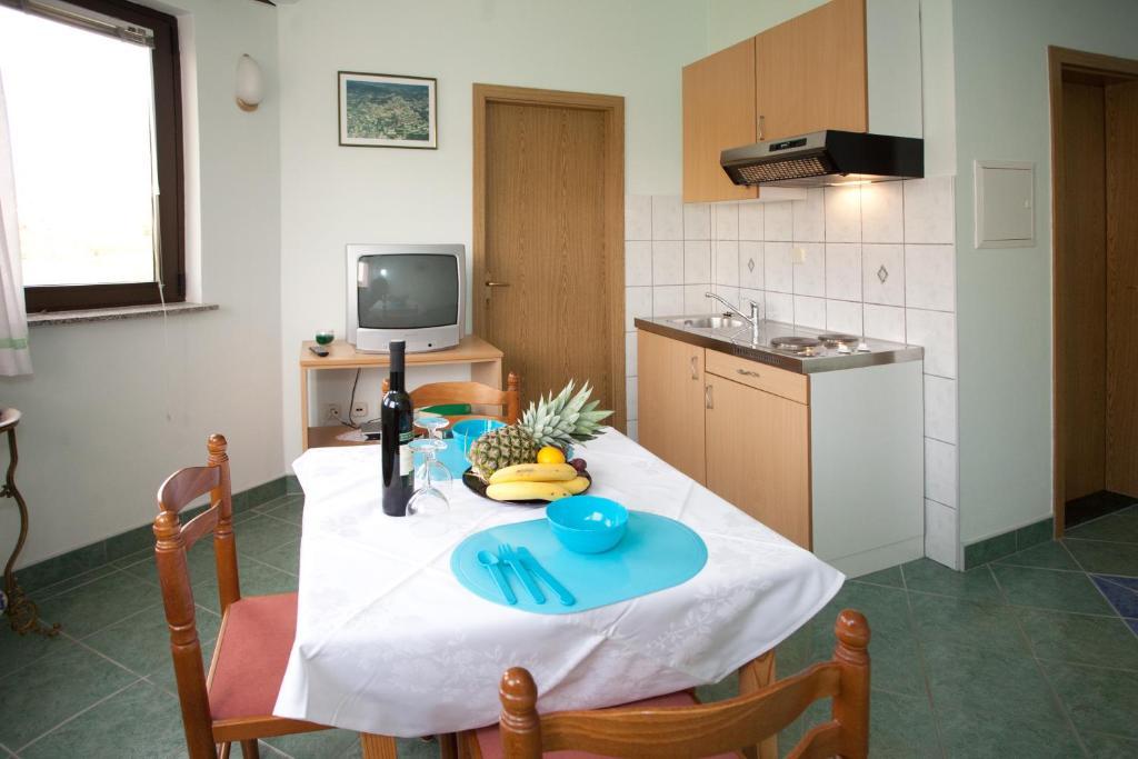 Apartments Cetina Split Room photo